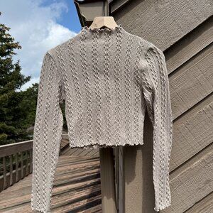 Forever 21 Beige Knit Cropped Long-Sleeve Top